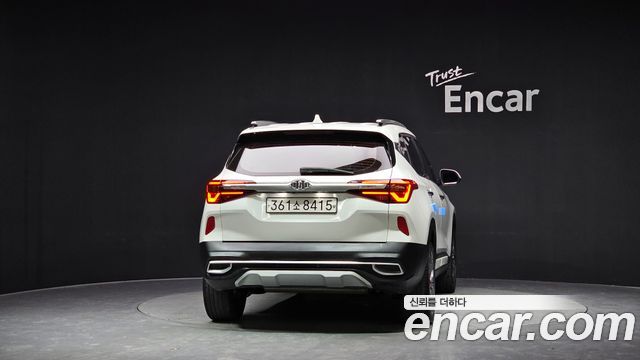 Kia Seltos из Кореи Encar