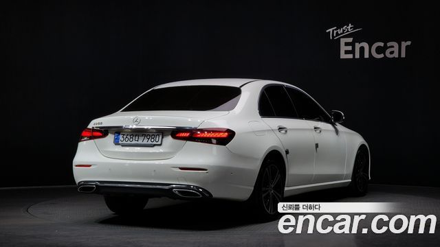 Mercedes-Benz E-Class из Кореи Encar