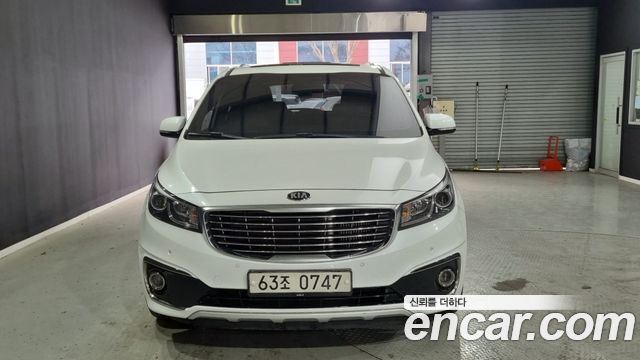 Kia Carnival из Кореи Encar