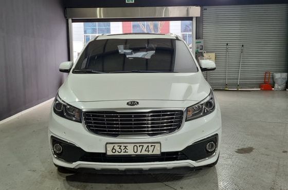 Kia Carnival 9-seater Prestige — пробег 183 552 км — фото 3 из 5