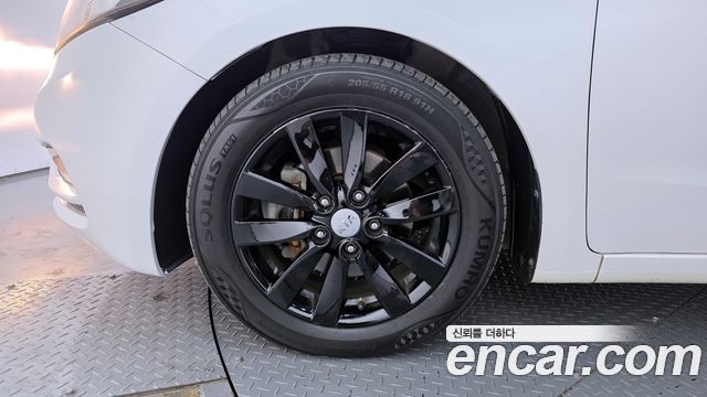 Kia K3 из Кореи Encar