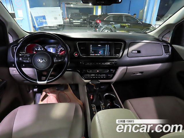 Kia Carnival из Кореи Encar