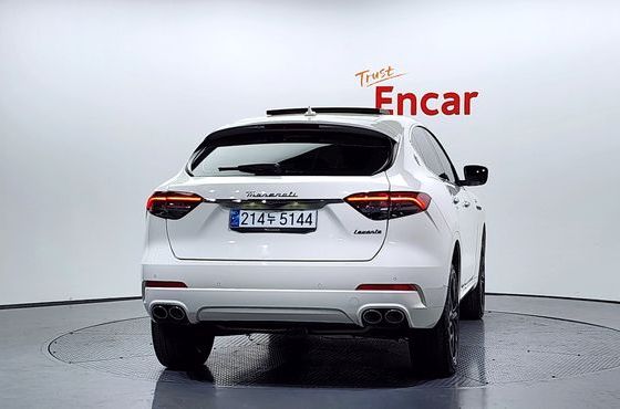 Maserati Levante 2.0 GT AWD — пробег 27 601 км — фото 4 из 5