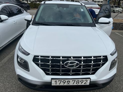 Hyundai Venue 1,6 Premium — пробег 8 342 км — фото 1 из 5