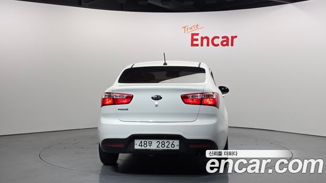 Kia pride 1.6 GDI Sedan Luxury — пробег 81 534 км — фото 4 из 5