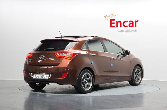 Hyundai i30 Diesel 1.6 VGT Extreme — пробег 75 803 км — фото 2 из 5
