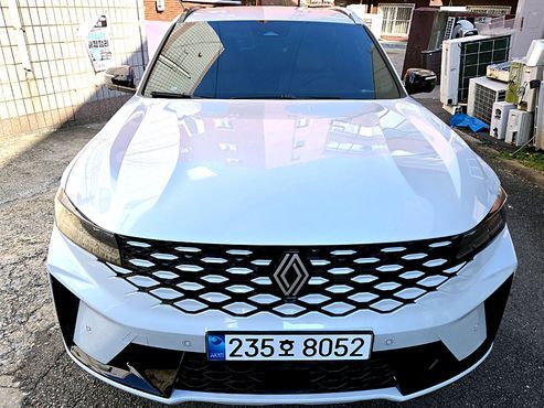 Renault (Samsung) Grand Koleos 1.5 E-TECH Iconic 2WD — пробег 570 км — фото 1 из 5