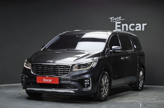 Kia Carnival 9-Seater Noblesse Special — пробег 143 742 км — фото 1 из 5