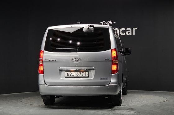 Hyundai Starex 5-Seater VAN Smart — пробег 144 293 км — фото 4 из 5