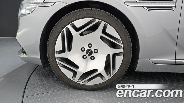 Genesis G90 из Кореи Encar