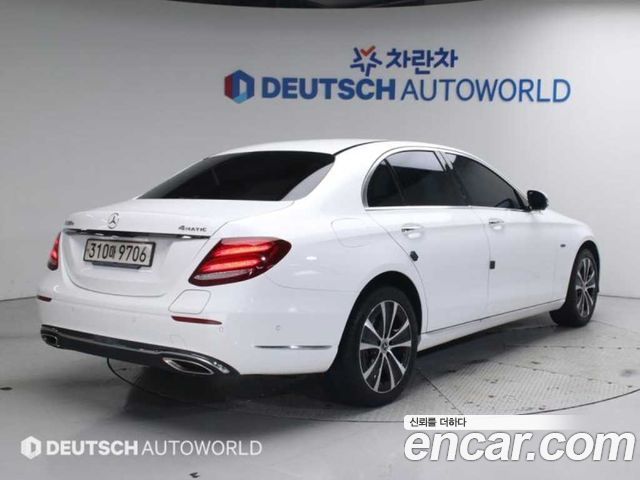 Mercedes-Benz E-Class из Кореи Encar