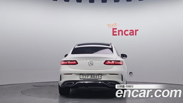 Mercedes-Benz E-Class из Кореи Encar
