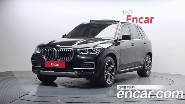 BMW X5 xDrive 40i xLine — пробег 25 741 км — фото 1 из 5