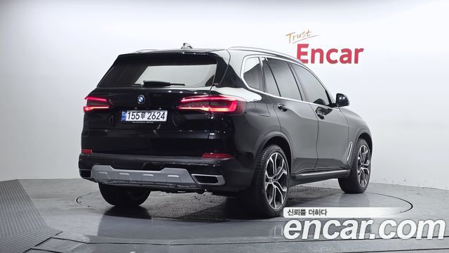BMW X5 xDrive 40i xLine — пробег 25 741 км — фото 2 из 5
