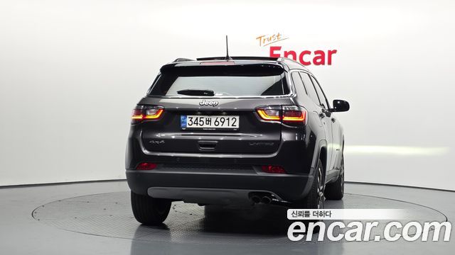 Jeep Compass из Кореи Encar