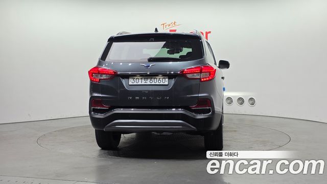 Ssangyong Rexton из Кореи Encar