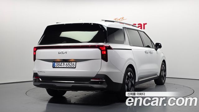 Kia Carnival Gasoline 7-Seater Signature — пробег 14 401 км — фото 2 из 5