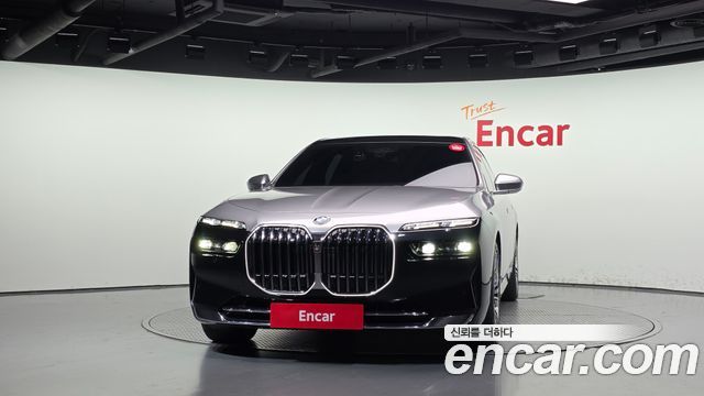 BMW 7-Series 740d xDrive Design Pure Excellence — пробег 72 581 км — фото 3 из 5