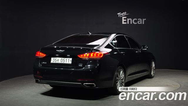 Hyundai Genesis из Кореи Encar