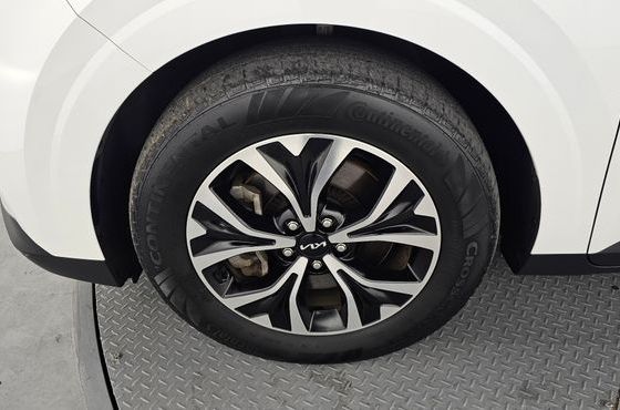Kia Carnival Gasoline 9-Seater Signature — пробег 43 050 км — фото 5 из 5