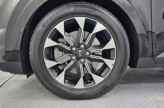 Kia Carnival 9-Seater Signature — пробег 101 903 км — фото 5 из 5