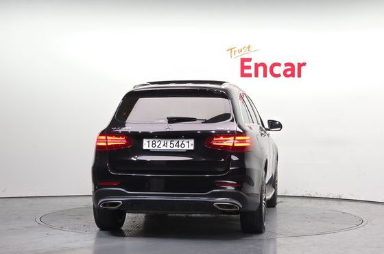 Mercedes-Benz GLC-Class GLC300 4MATIC AMG Line — пробег 91 393 км — фото 4 из 5