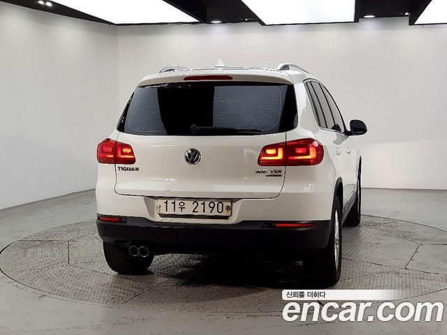 Volkswagen Tiguan из Кореи Encar