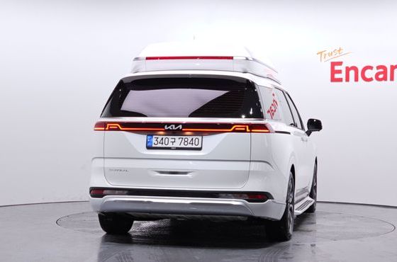 Kia Carnival Gasoline 4-Seater Hi-Limousine Signature — пробег 27 630 км — фото 4 из 5
