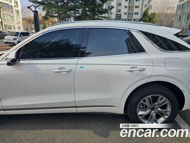 Genesis GV70 2.5T Gasoline 2WD — пробег 7 777 км — фото 3 из 5