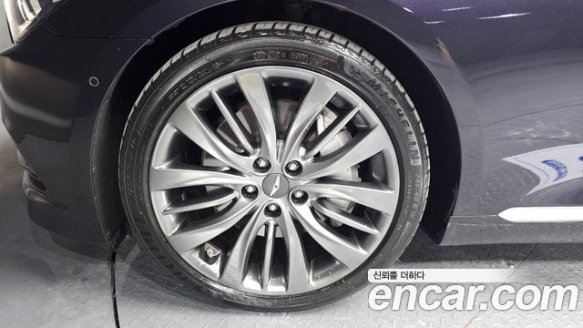 Hyundai Genesis из Кореи Encar