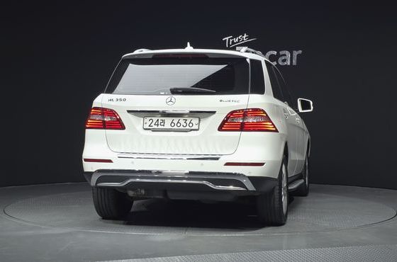 Mercedes-Benz M-class ML350 BlueTEC 4MATIC — пробег 182 812 км — фото 4 из 5