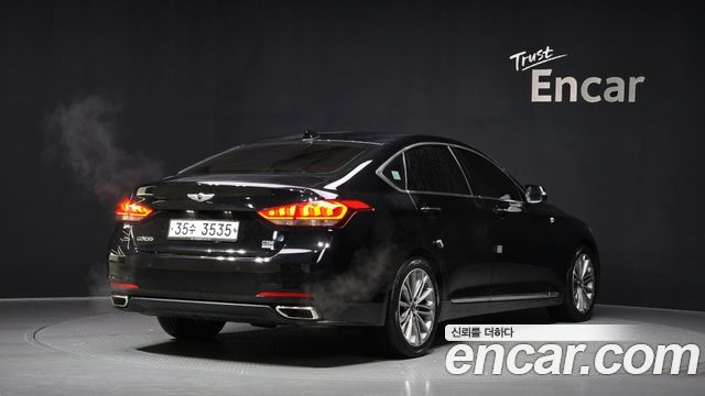 Hyundai Genesis из Кореи Encar