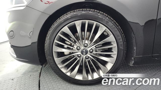 Kia K7 из Кореи Encar