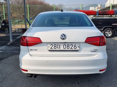 Volkswagen Jetta 2.0 TDI BlueMotion Premium 6th — пробег 153 431 км — фото 5 из 5