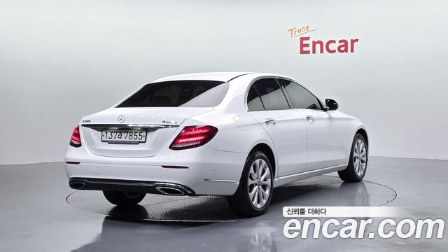 Mercedes-Benz E-Class из Кореи Encar
