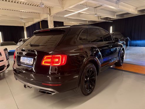 Bentley Bentayga 6.0 W12 — пробег 48 000 км — фото 4 из 5