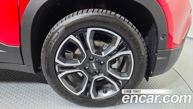 Jeep Avenger из Кореи Encar