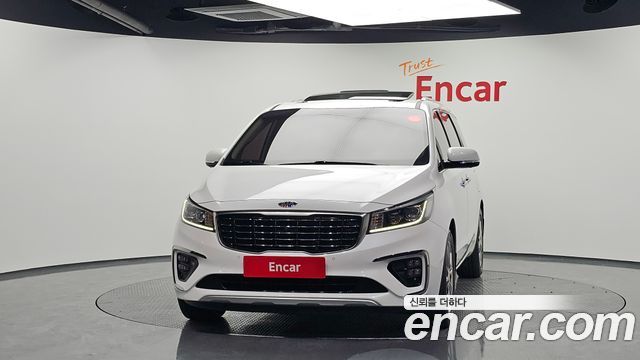 Kia Carnival из Кореи Encar