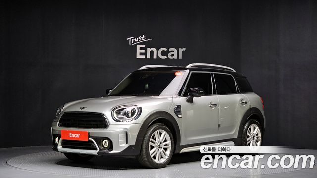 Mini Countryman Classic Plus Launch Pack 2nd Gen — пробег 30 865 км — фото 1 из 5