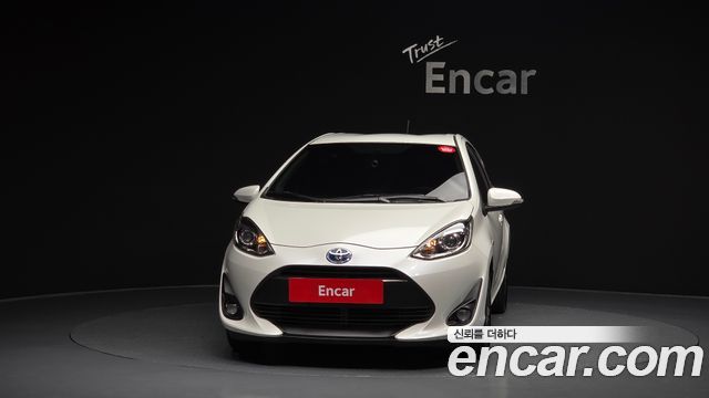 Toyota Prius из Кореи Encar