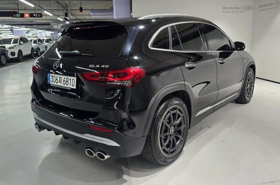 Mercedes-Benz GLA-Class GLA45 AMG 4MATIC+ — пробег 31 881 км — фото 4 из 5