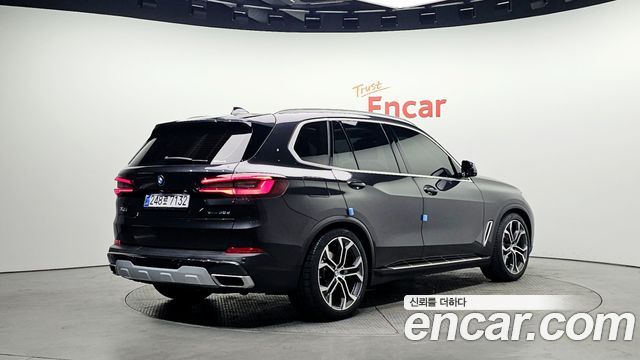 BMW X5 xDrive 30d xLine — пробег 57 682 км — фото 2 из 5