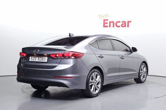 Hyundai AVANTE 1.6 GDI Value Plus — пробег 92 064 км — фото 2 из 5