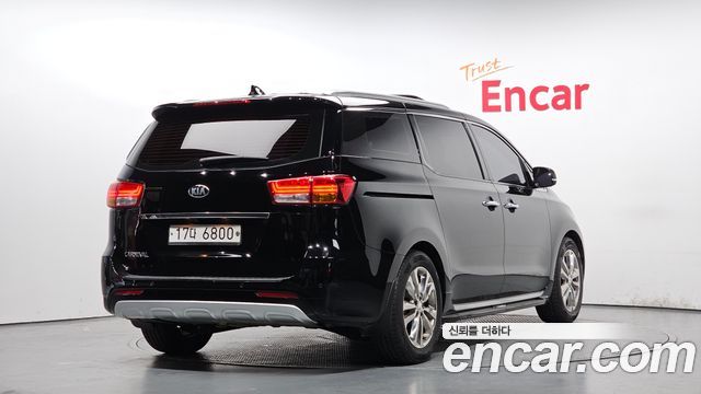 Kia Carnival из Кореи Encar