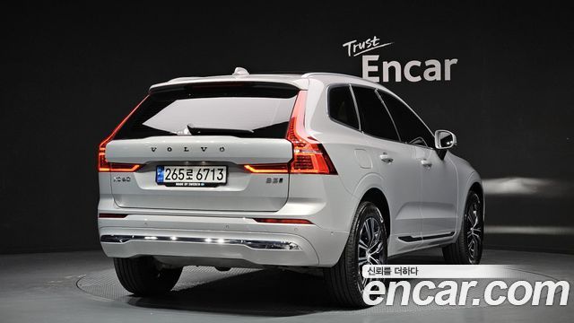 Volvo XC60 B5 Inscription — пробег 83 780 км — фото 2 из 5
