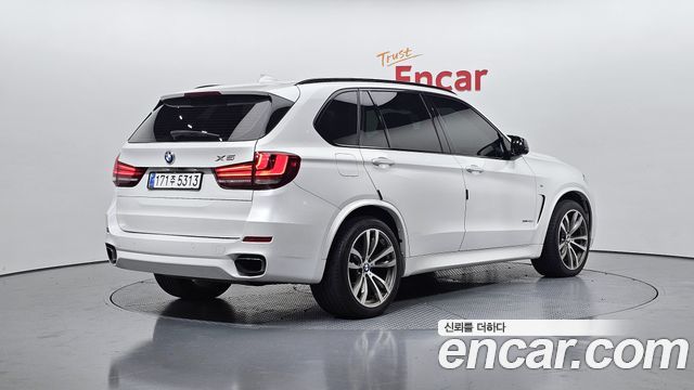 BMW X5 xDrive 40d — пробег 100 945 км — фото 2 из 5