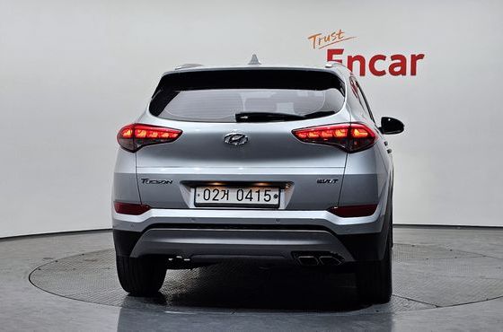 Hyundai Tucson Diesel 2.0 2WD Modern — пробег 76 787 км — фото 4 из 5