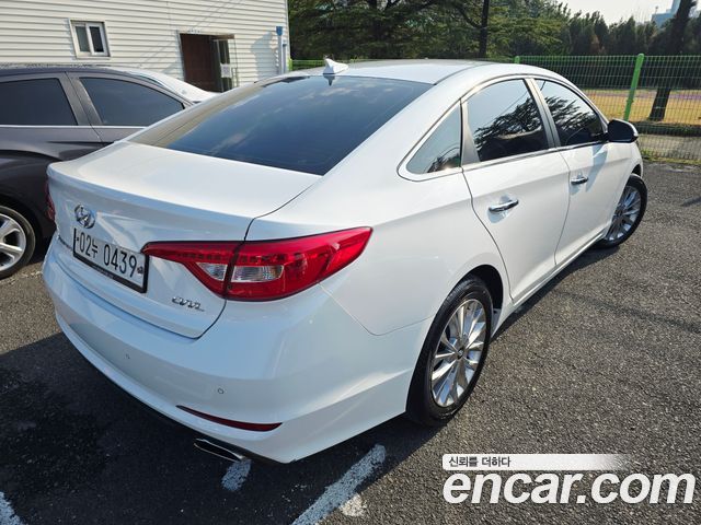 Hyundai Sonata 2.0 Care+ — пробег 76 523 км — фото 2 из 5