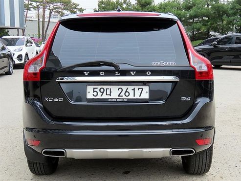 Volvo XC60 D4 1st — пробег 210 329 км — фото 4 из 5