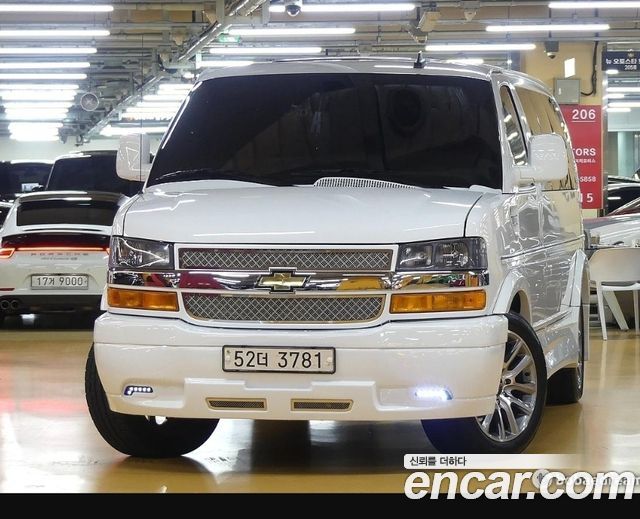 Chevrolet Express Van 6.5 — пробег 25 000 км — фото 1 из 5